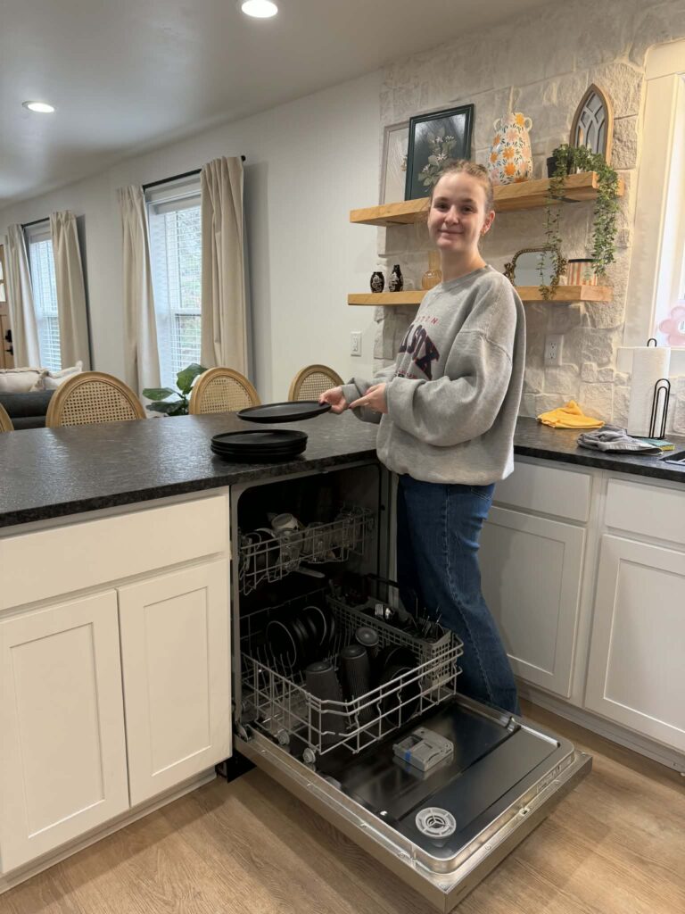 Vacation Rental Cleaning in Grants Pass, Oregon | Three Trees Cleaning